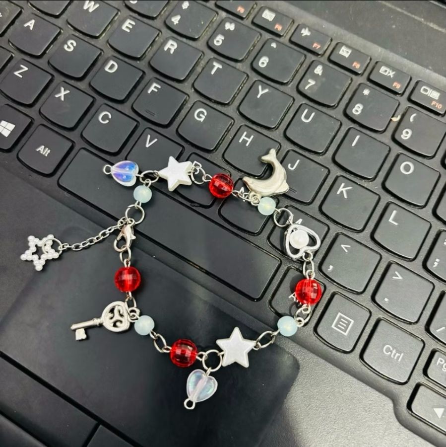 Gelang Manik Manik - Shark and Love Red