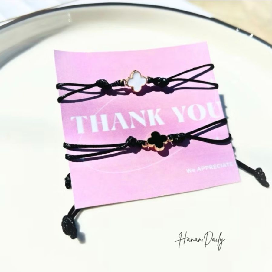 Gelang Serut Van And Cleef - Hitam