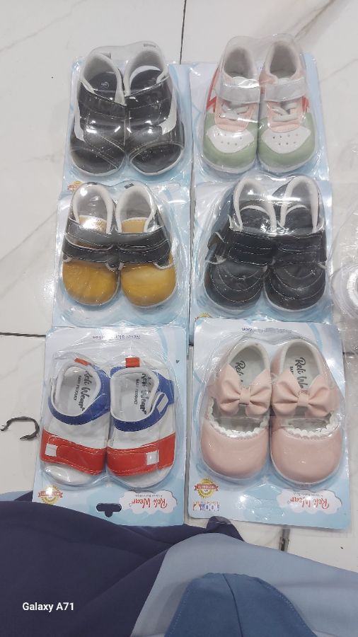 Sepatu reliwear 