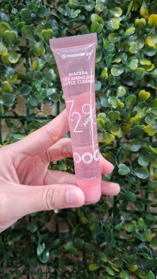 Madame Gie Niacera 7.2% Amino Acid Gentle Cleanser Facial Wash 20ml