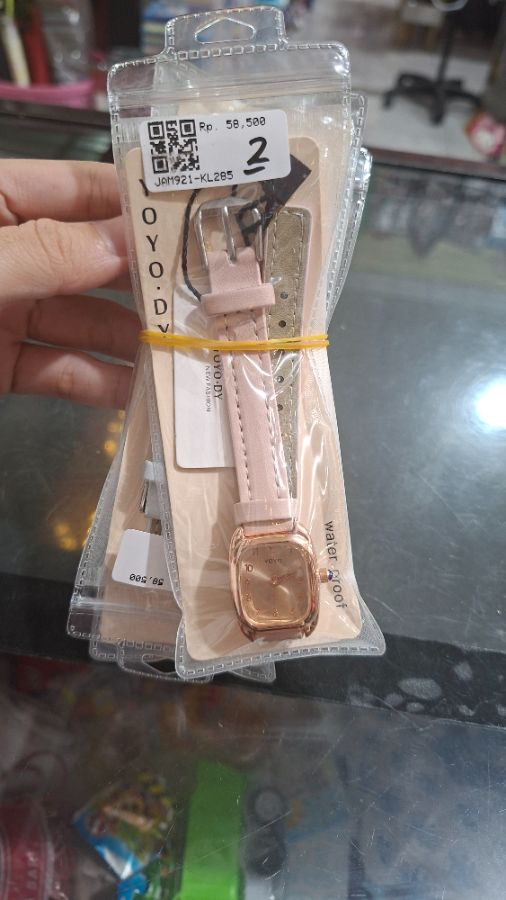 Yoyo - Jam Tangan Kulit Cewek
