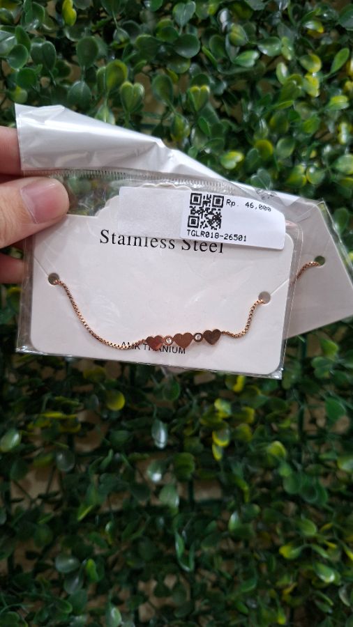 Gelang Titanium Serut Love