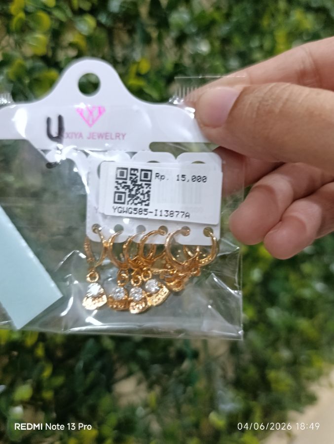 Anting Gold - Diamond Love