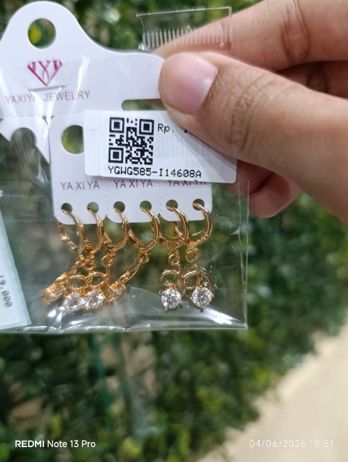 Anting Gold - Permat