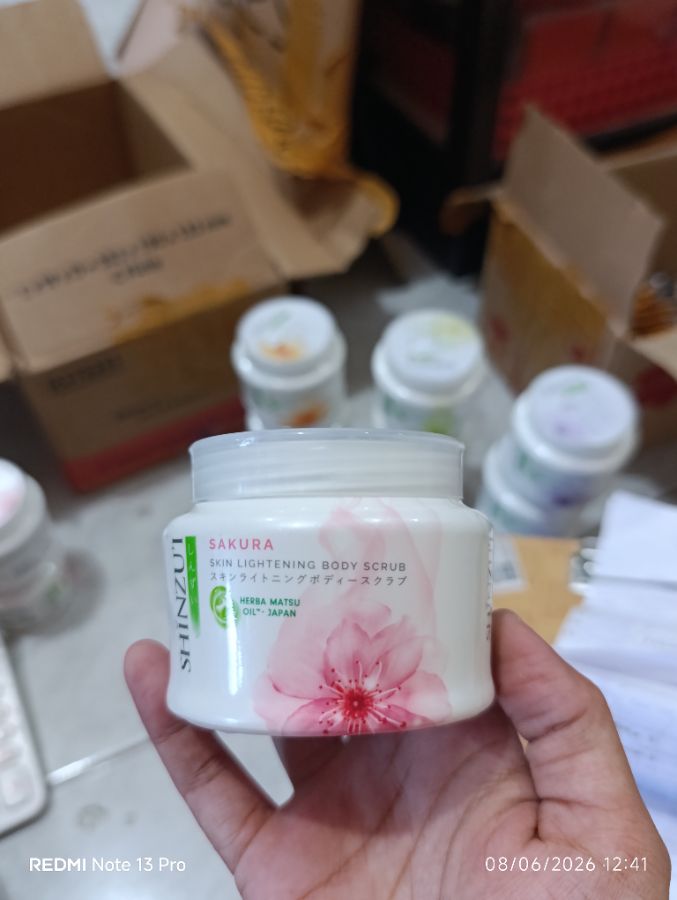 Shinzui Body Scrub 110gr - Sakura