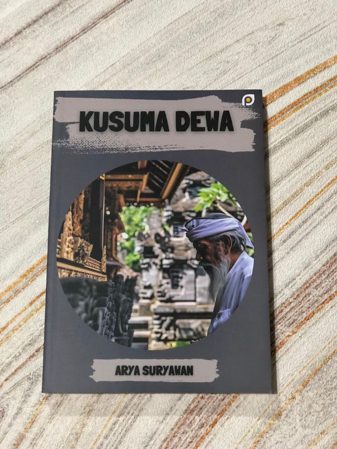 Buku Kusuma Dewa Agama Hindu Arya Suryawan
