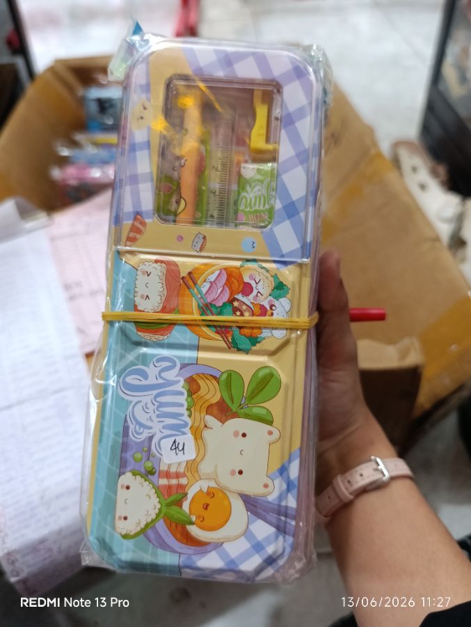 Tempat Pensil - Rainbow