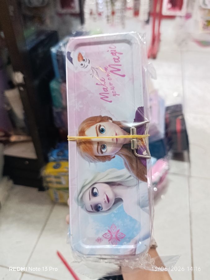 Tempat Pensil - Susun Disney