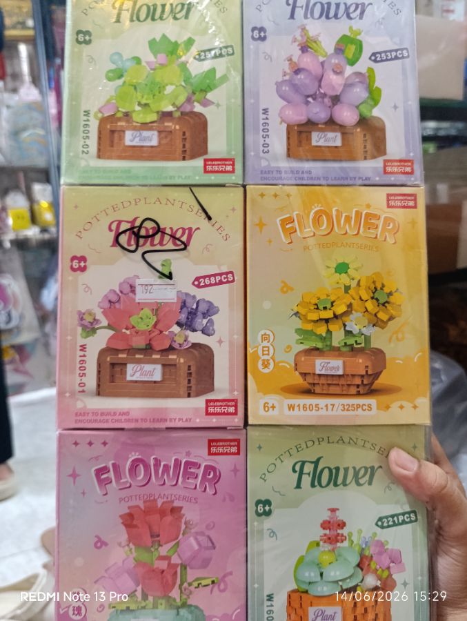 Bricks W1605-09 - Flowers