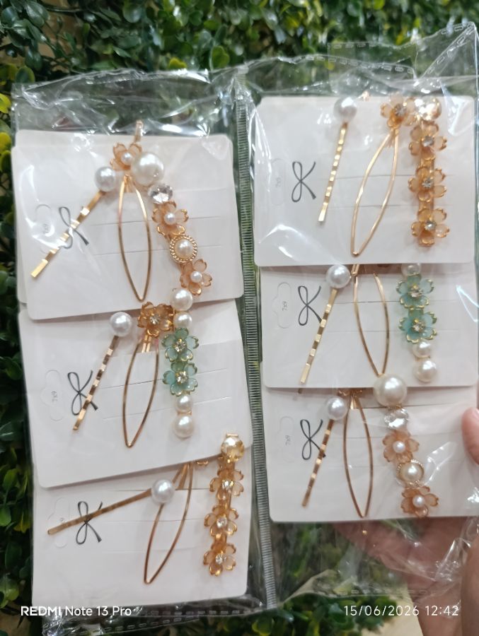Jepit Rambut Gold - Mutiara Bunga