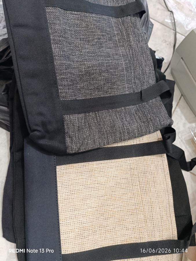 Tote Bag Saku Kecil