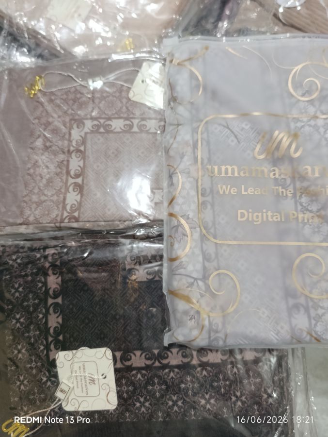 Umama Oval Scarves Digital Print