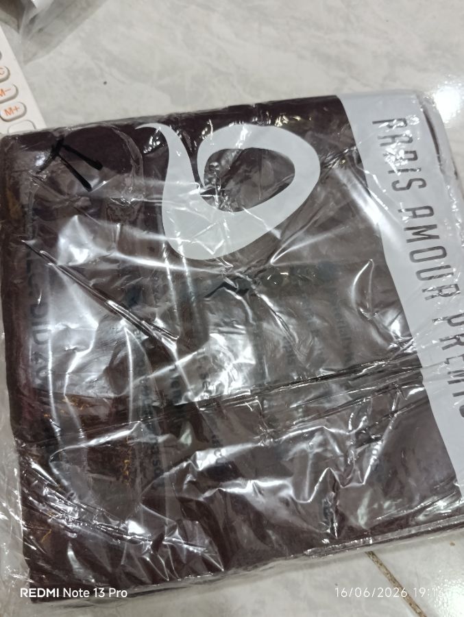 Paris Amour Premium - Coklat Pramuka