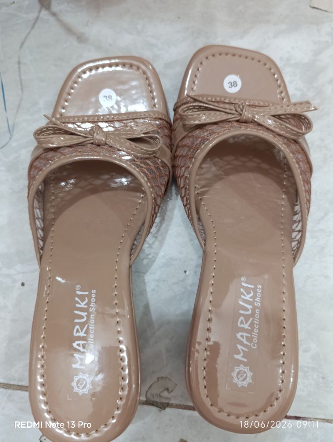 Maruni - Heels Wanita 5 cm Coklat - Size 37