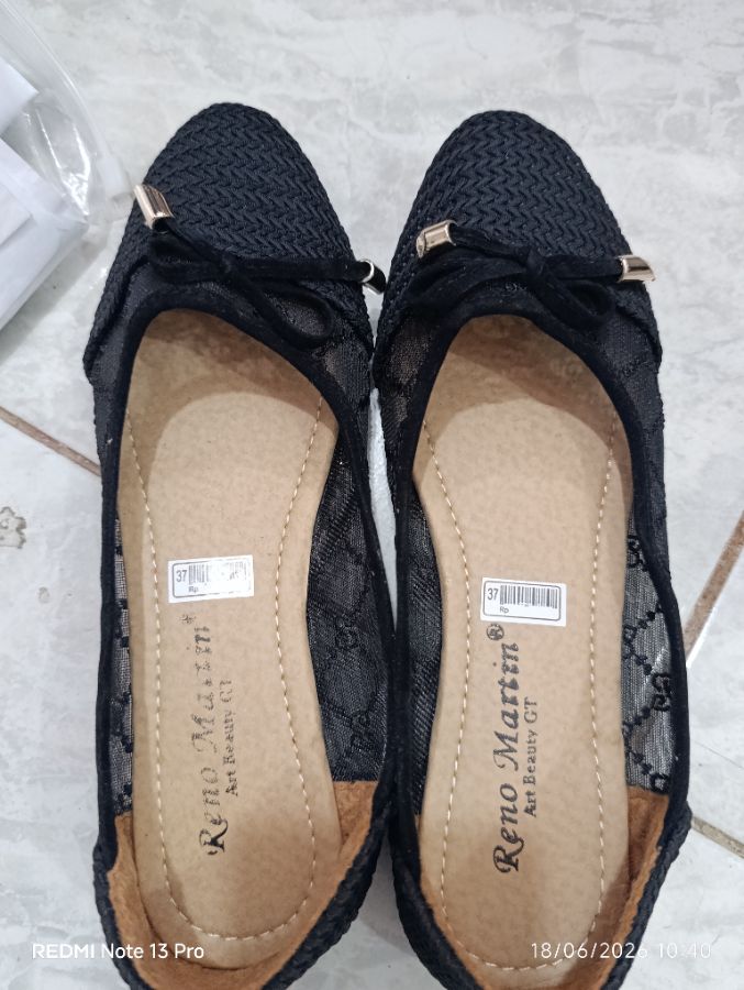 Reno Martin - Flatshoes Hitam Size - 37