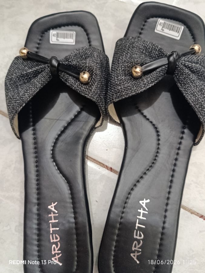 Aretha - Sendal Selop Pita Hitam Size - 40