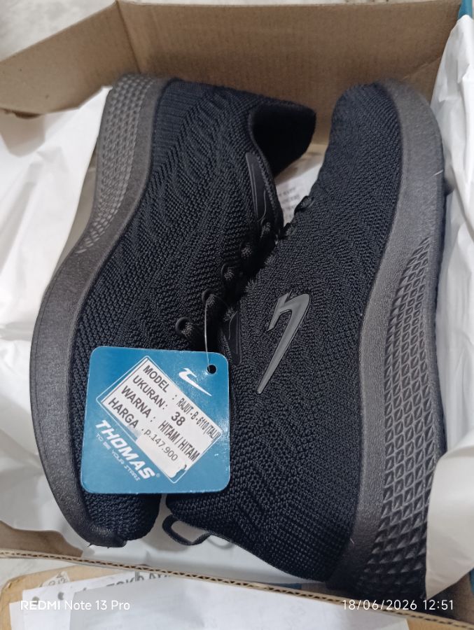 THOMAS - Sepatu Sekolah Hitam Size - 38
