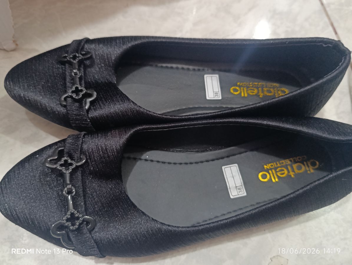 Diatello - Flatshoes Hitam Size - 37