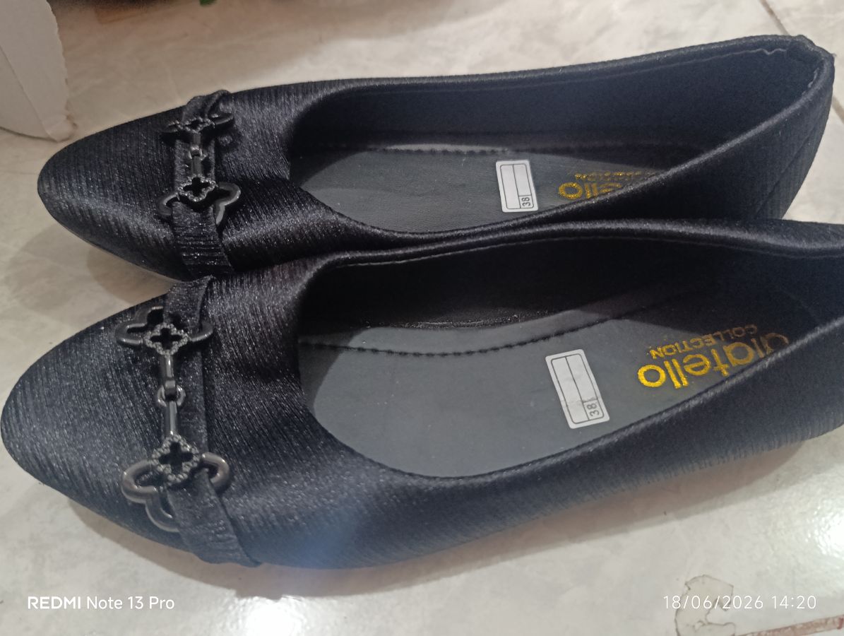 Diatello - Flatshoes Hitam Size - 39