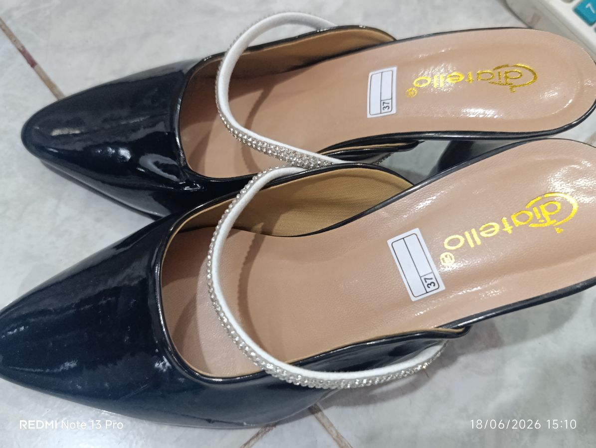 DIATELLO - Heels Wanita 5cm Hitam - Size 39