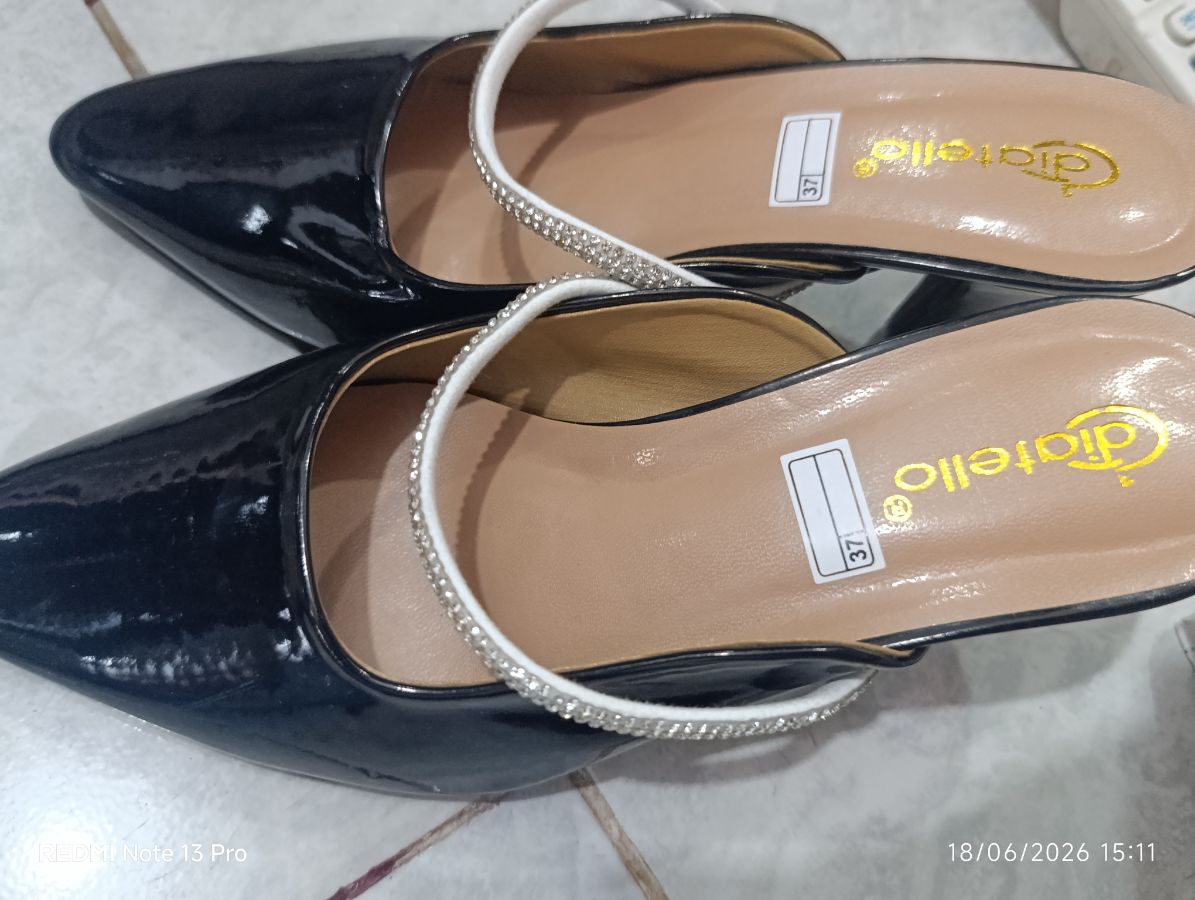DIATELLO - Heels Wanita 5cm Hitam - Size 40