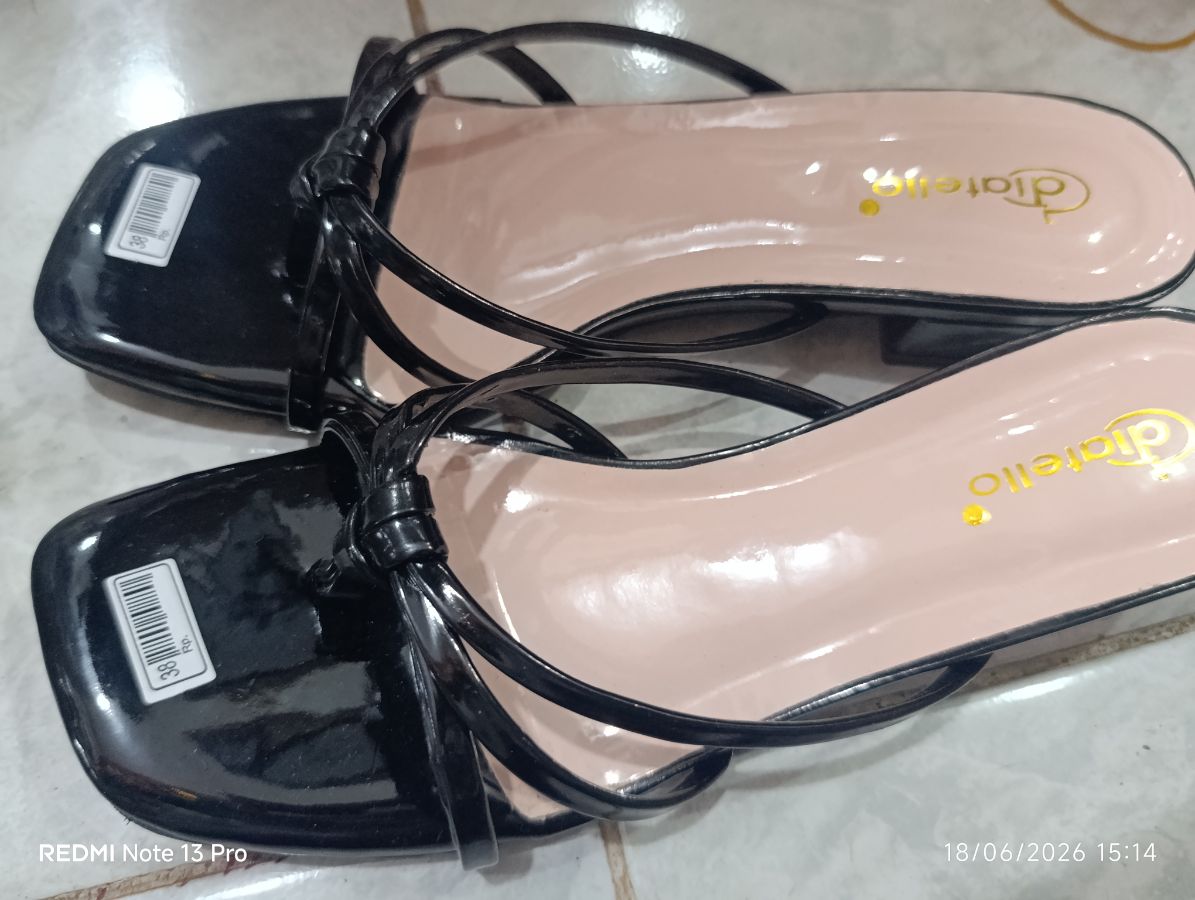 DIATELLO - Heels Wanita 3cm Hitam - Size 37