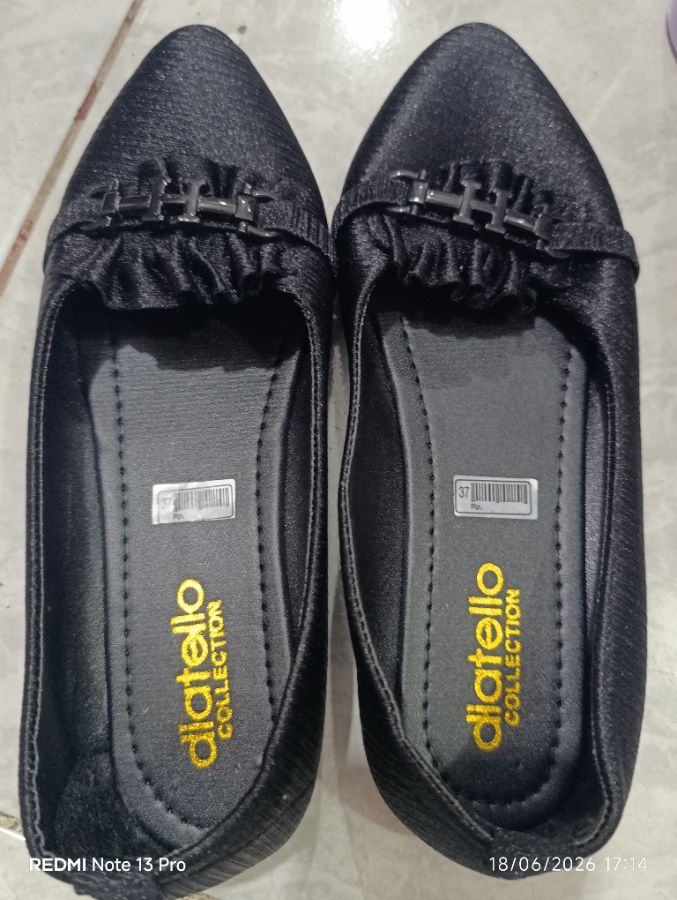 Diatello - Flatshoes Hitam Size - 39