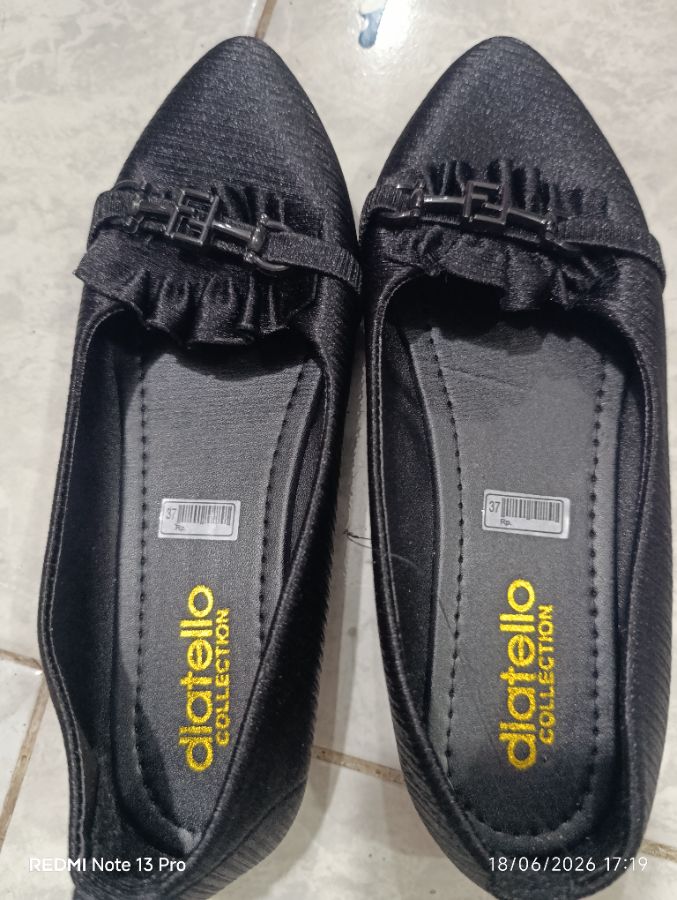 Diatello - Flatshoes Hitam Size - 39