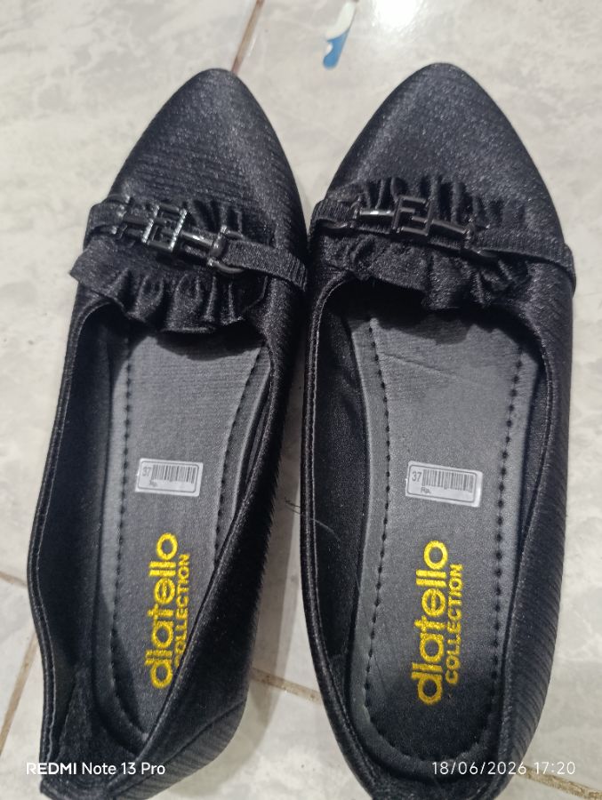 Diatello - Flatshoes Hitam Size - 40
