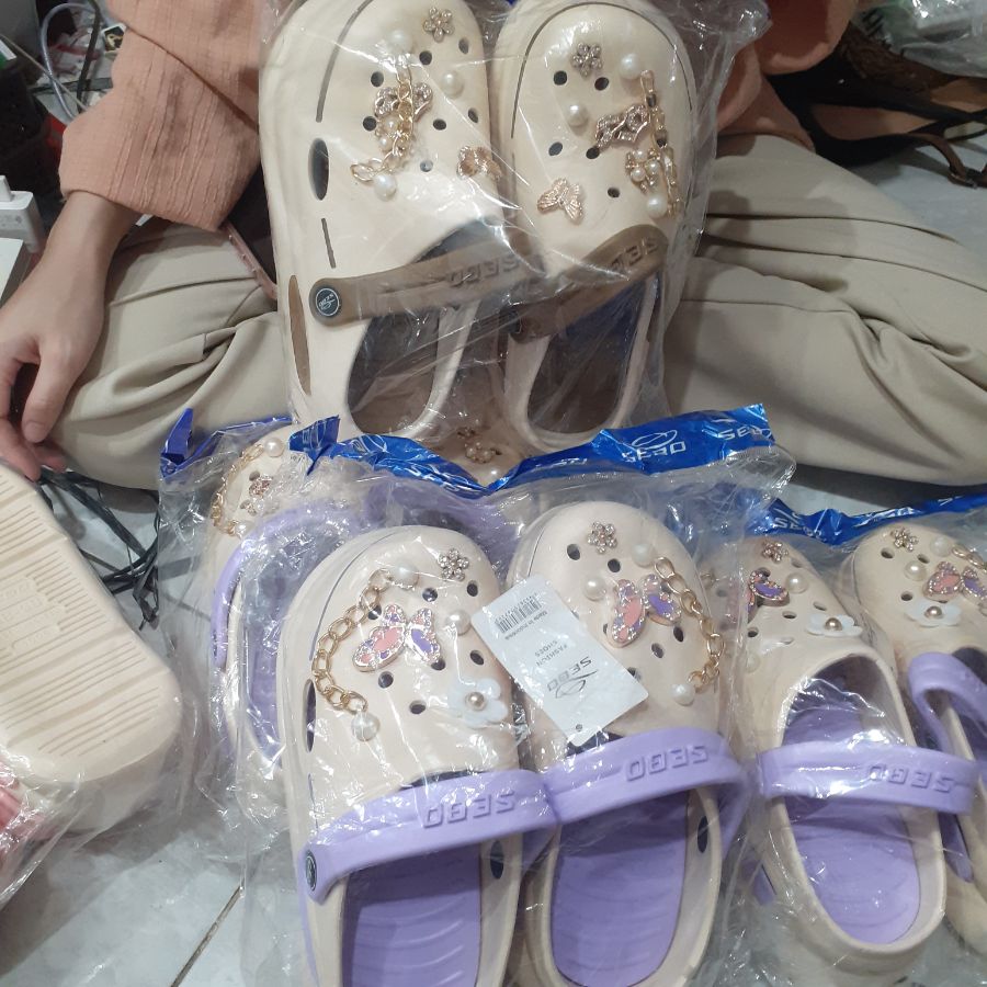 Sebo - Sandal Crocs Cewek - Size 3637