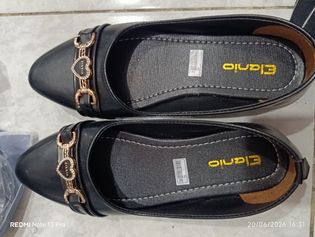Elenio - Flatshoes Hitam - Size 40