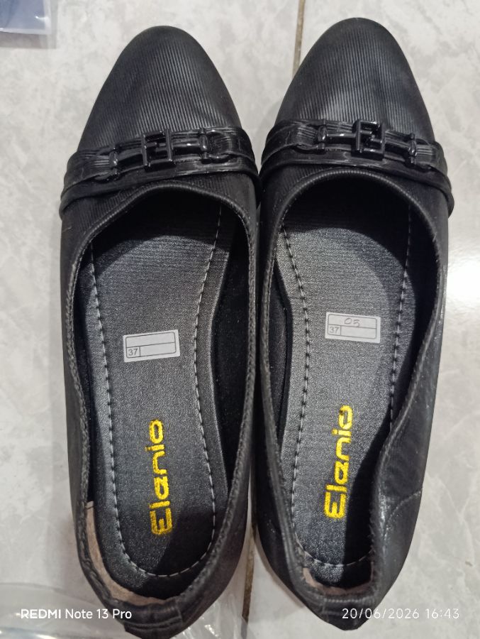 Elenio - Flatshoes Hitam - 37