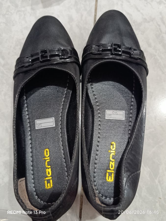 Elenio - Flatshoes Hitam - 39