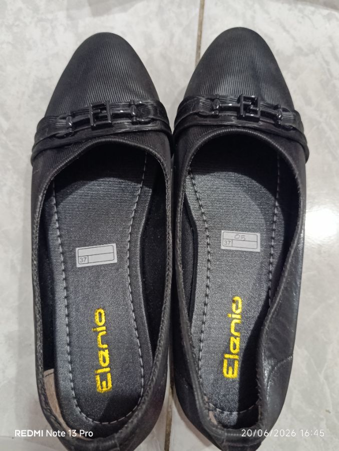 Elenio - Flatshoes Hitam - 40