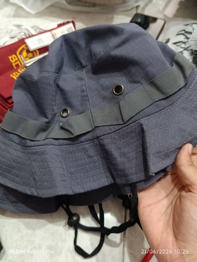 Topi Rimba Renda