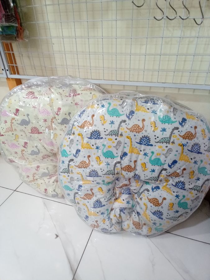 Bantal sofa baby family