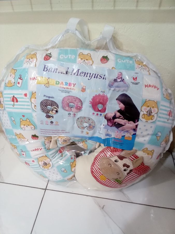 Bantal menyusui DARBY