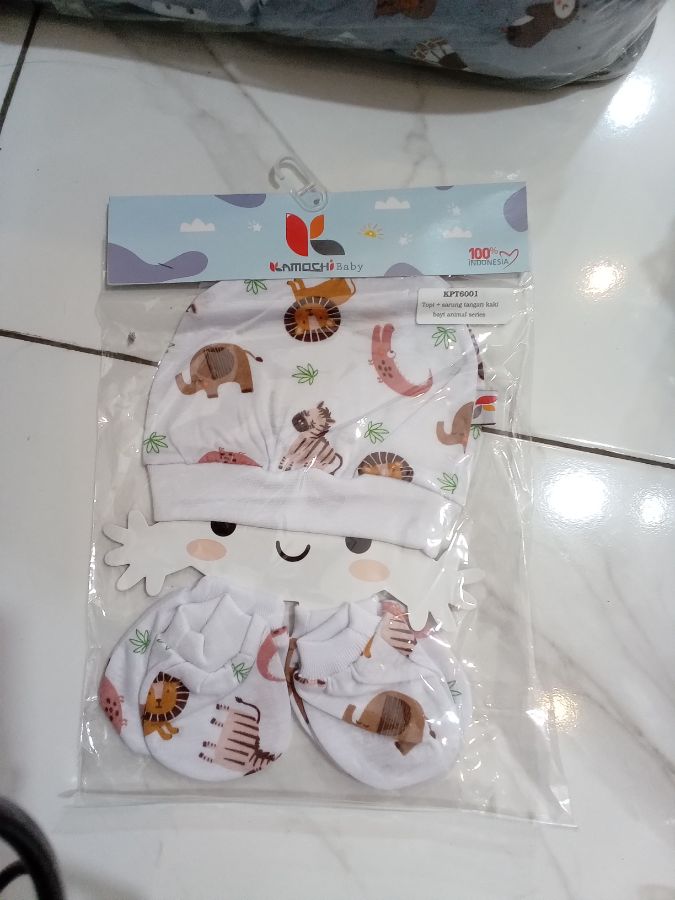 Topi + sarung tangan baby cute