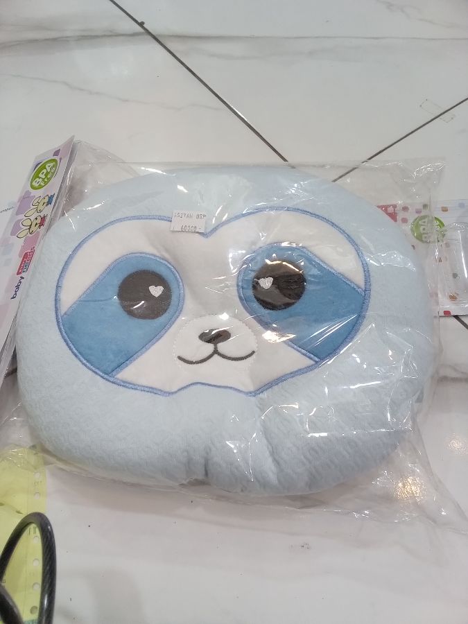 Bantal peang panda