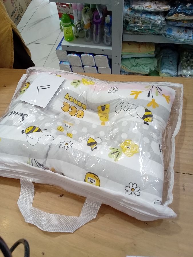 Bastian bantal peang corak