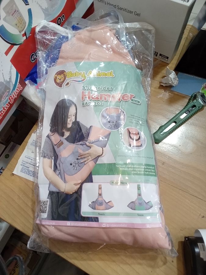 Gendongan samping animal hamster