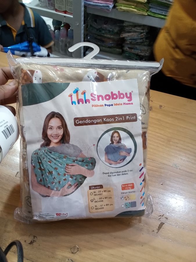 Gendongan kaos snobby M,L,XL
