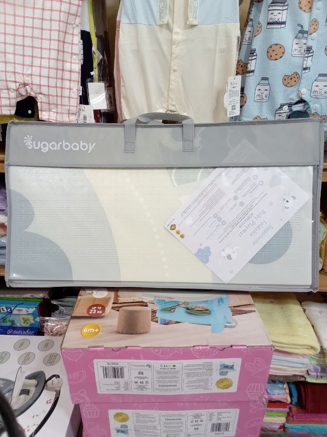 Sugar baby foldable playmate