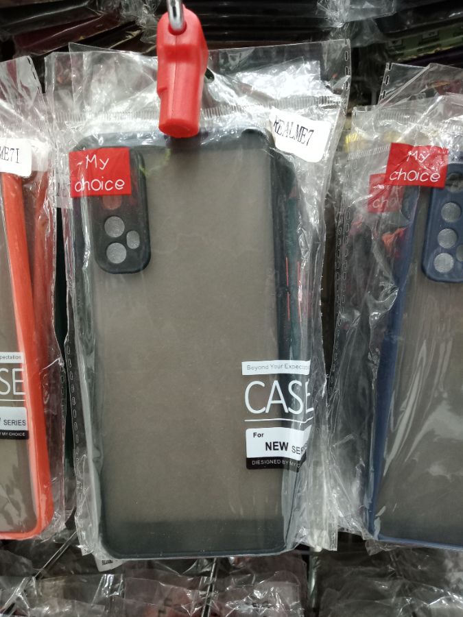 Polos Realme 7i