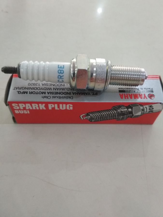 Busi NGK CR8E YGP