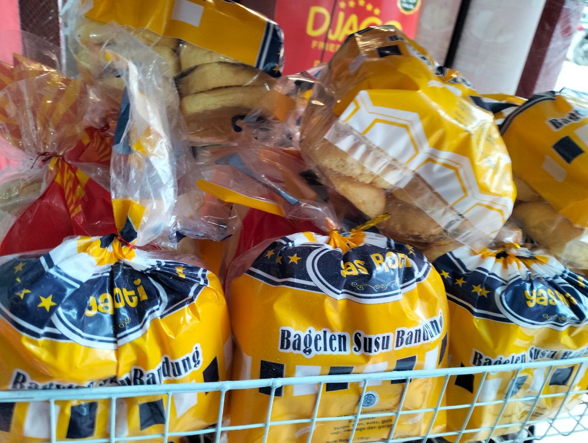 Roti bagelan