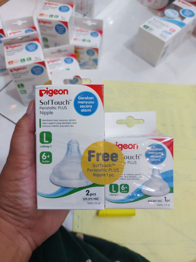 Pigeon softouch nipple free L