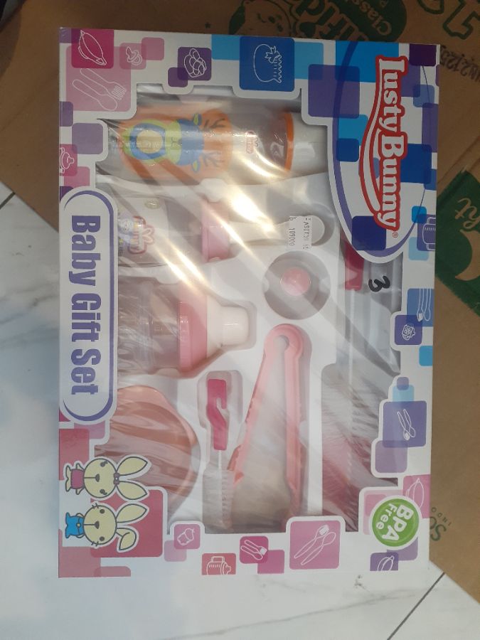Lusty bunny baby gift set
