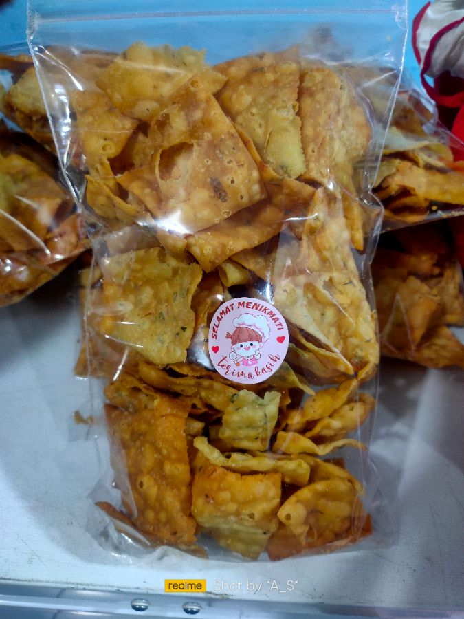 Keripik bawang 