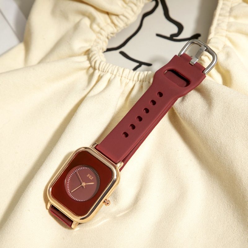  Jam Tangan Wanita A0190 Silicone Fashion Premium Watch Variasi: Burgundy